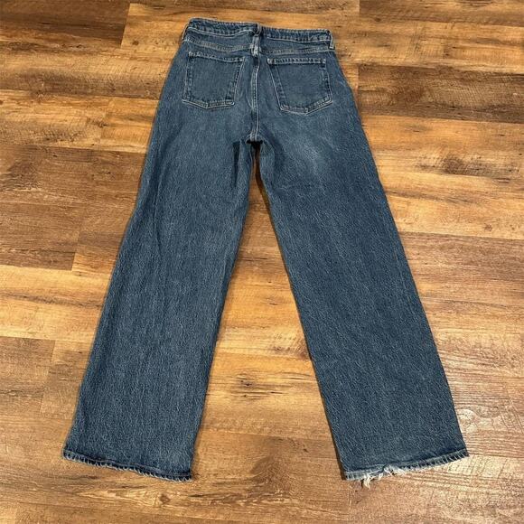 Old Navy Extra High Rise Sky-Hi Wide-Leg Jeans Blue Size 8 Frayed Hem READ - Picture 2 of 11